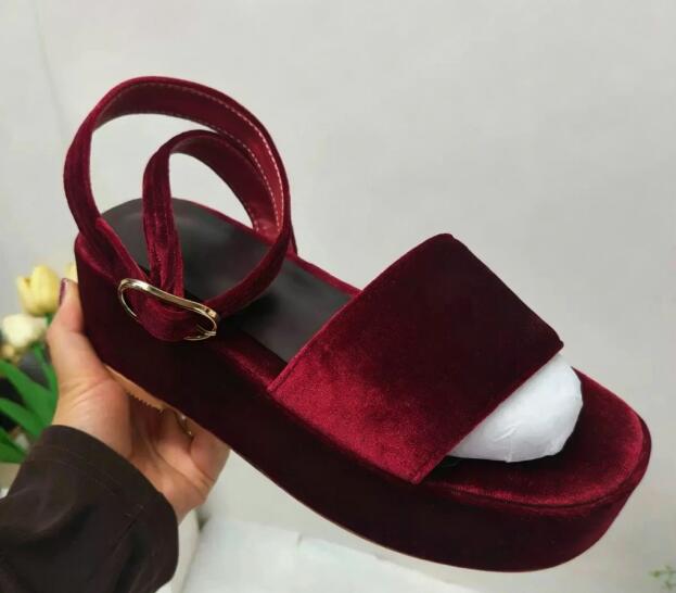 Burgundy Velvet Round Open Toe - огляд і ціна Wedge Heeled Sneaker