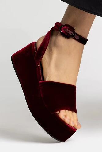 Burgundy Velvet Round Open Toe - огляд і ціна Wedge Heeled Sneaker